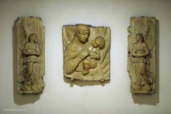 Madonna with Child & Praying Angels - Rear Wall, Tomb of Paul VI